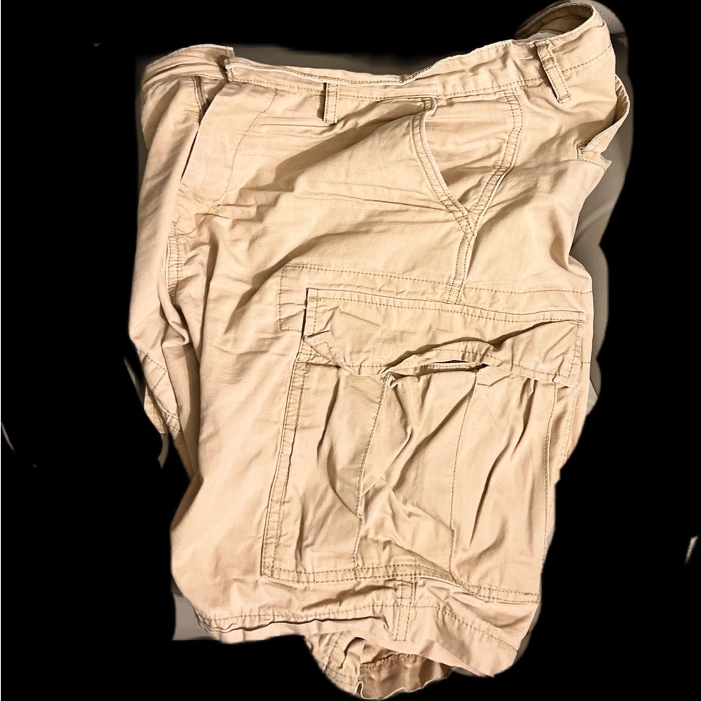 Levi’s Cargo Shorts